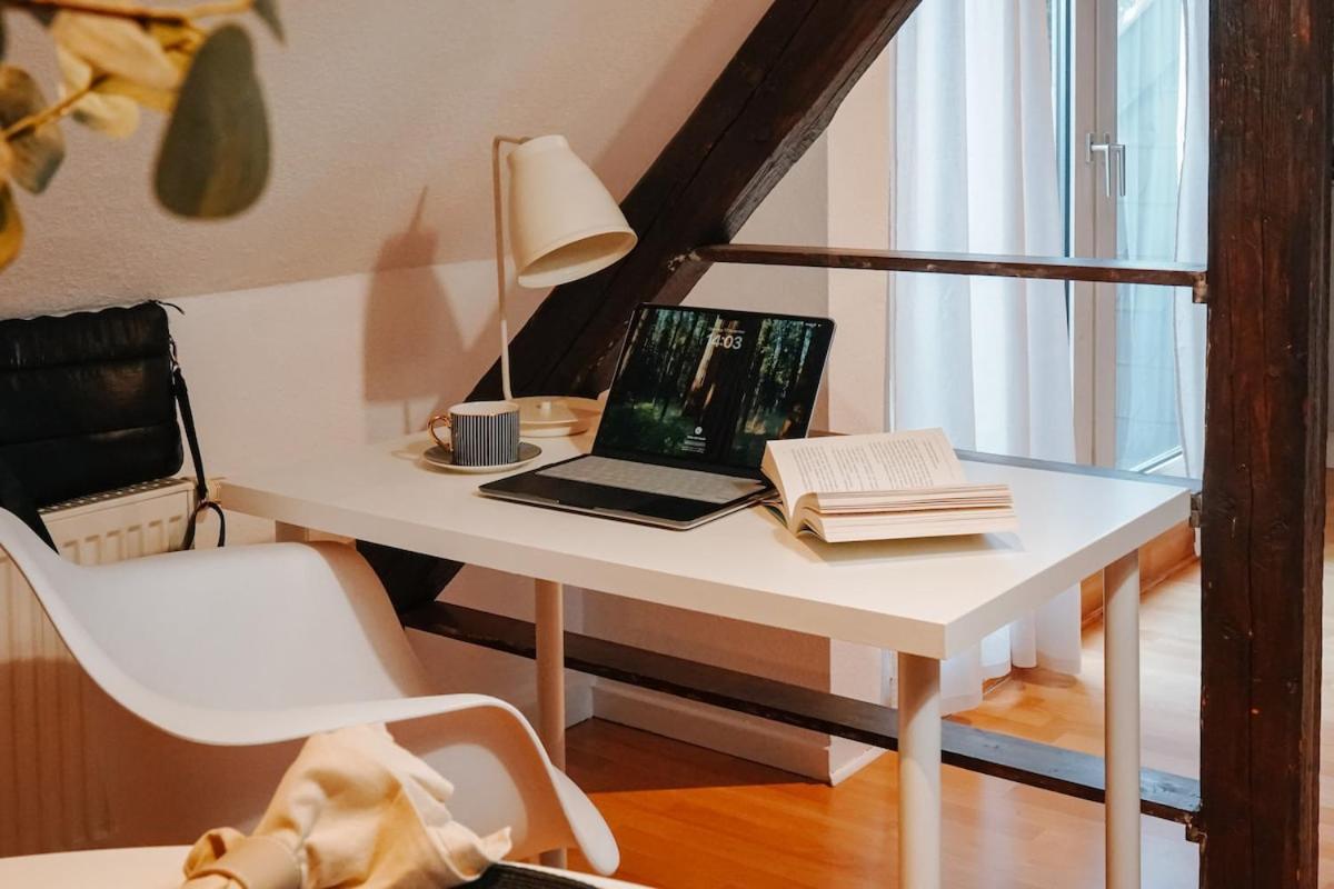 Rooftop-apartment Zentral Gelegen In Apartment Düsseldorf